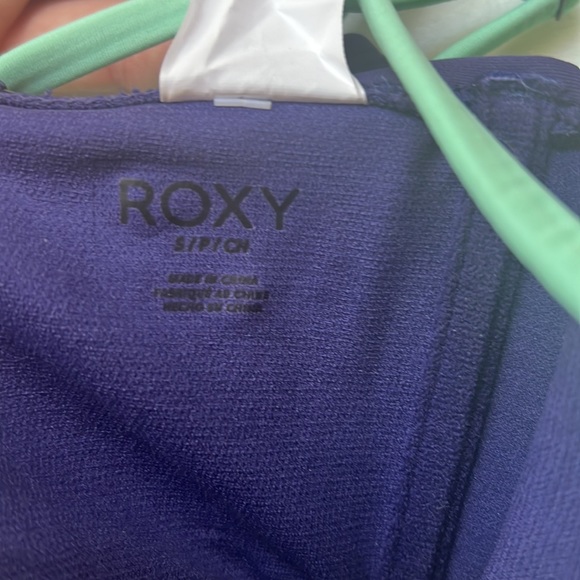 Roxy Underwire Swim Top Bra - Picture 4 of 5